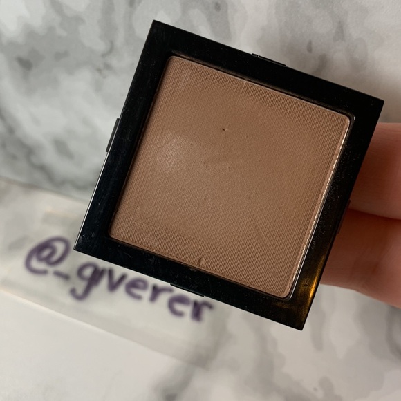 SABLE (#18) Bobbi Brown Discontinued Eyeshadow - Picture 4 of 14